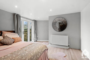 Photo 27- click for photo gallery